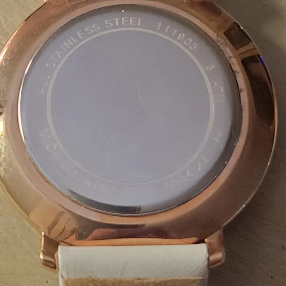 MIchael Kors Pyper Watch Model MK 2800 Original Band New Battery Stainless Steel